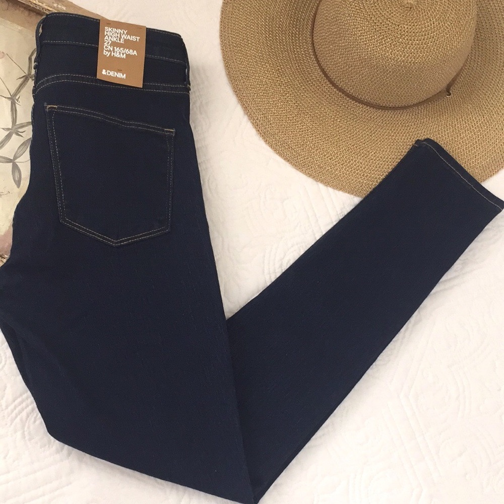 NWT H&M Skinny High Rise Ankle Jean